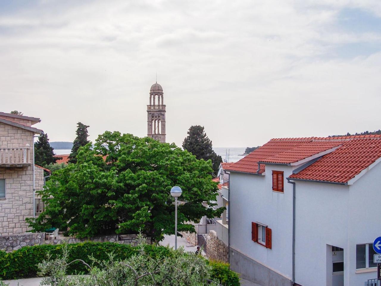 Apartments Dirk Hvar Town Extérieur photo